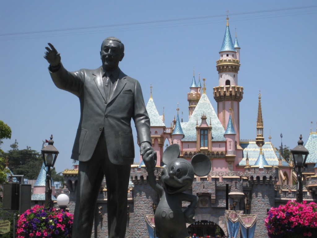 Walt Disney - The Man Behind The Mouse - Tips From The Disney Divas And ...