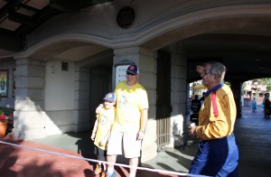 Early start waiting for rope drop & the CM had the crowd singing Happy Birthday to my husband & son.
