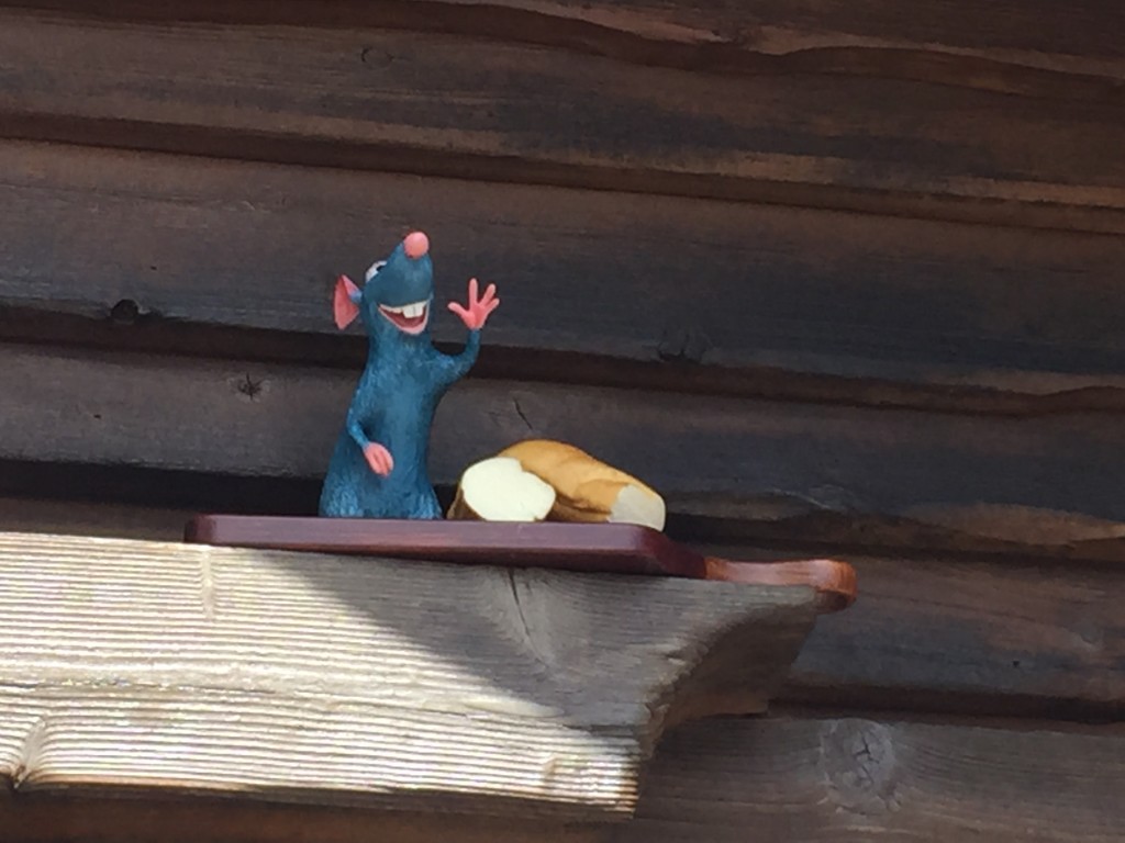 Throwback Thursday Remy S Ratatouille Hide Squeak During Epcot S