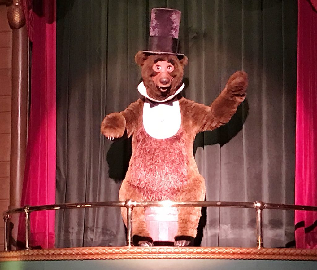 Jamming With Country Bear Jamboree - Tips from the Disney Divas and Devos